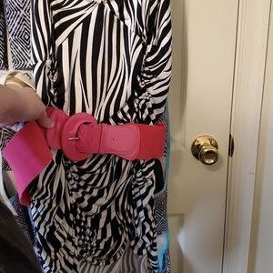 Dots zebra shirt with pink belt